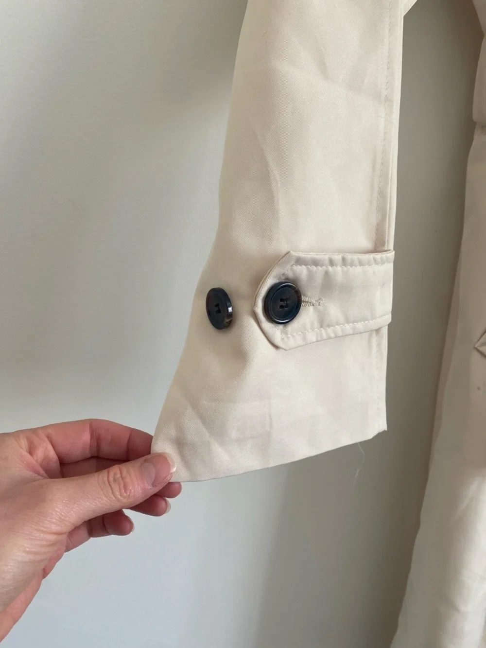 NWOT Minimal Belted Trench Coat | Size Small - Picture 7 of 10